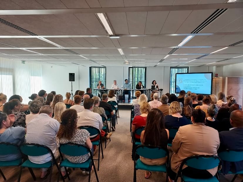 Farah Zaoui en intervention au CDG